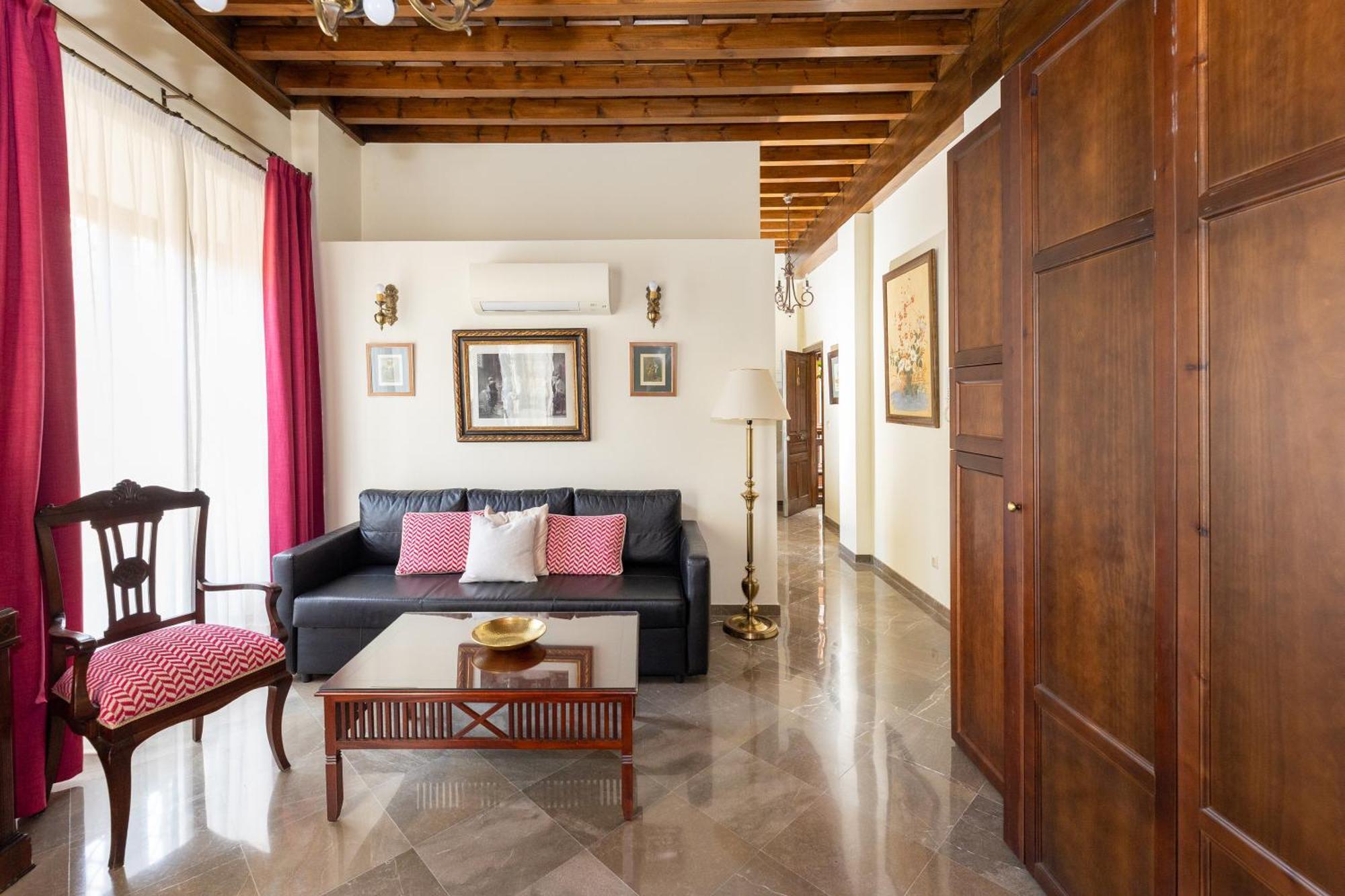 Apartament En Pleno Centro, Aljibe Rodrigo Del Campo 1b